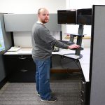 Ergonomics_in_the_office-standup_desk